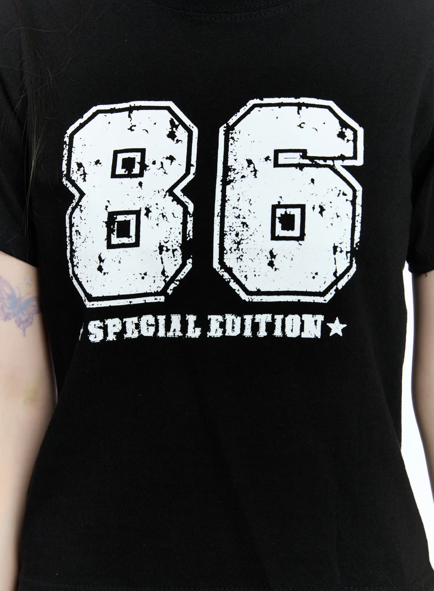 86 Vintage Graphic Tee CG511 - Image 9