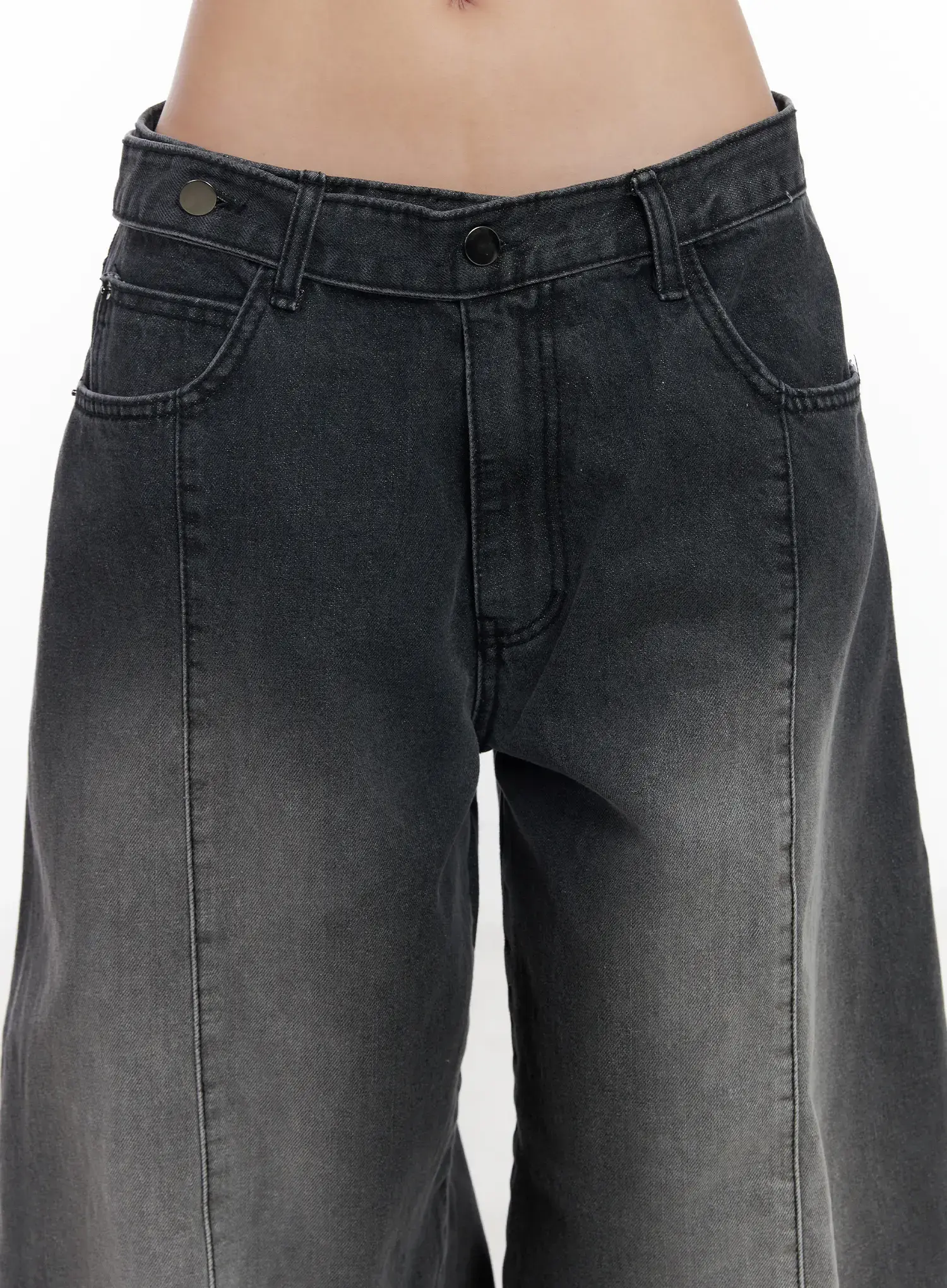 Alana Belt-Detail Baggy Jeans CJ530 - Image 8