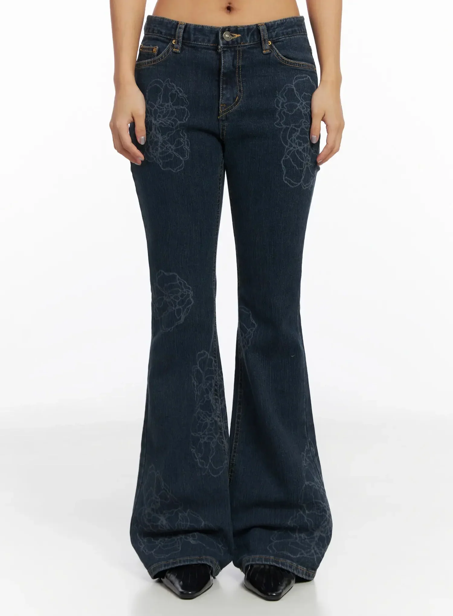 Amari Floral Embriodered Bootcut Jeans IN528