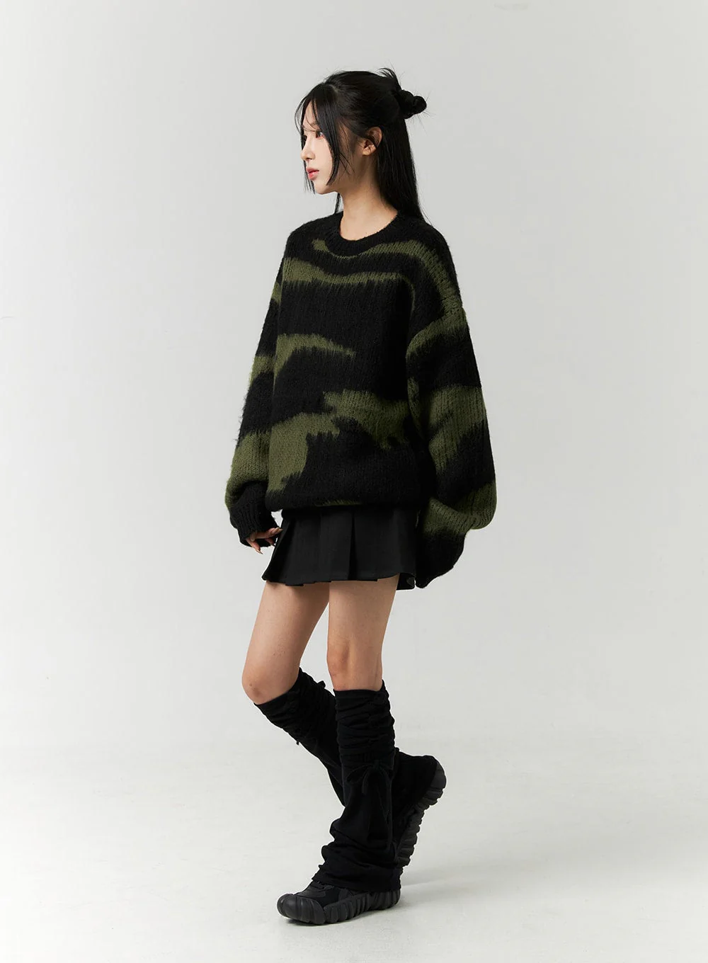 Animal Pattern Knit Sweater CN321 - Image 2