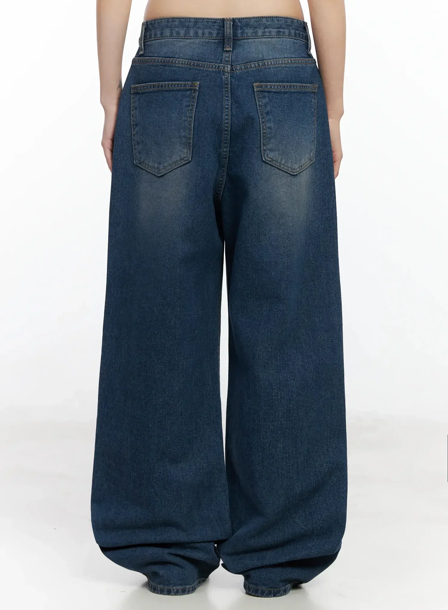 Annika Low-Rise Baggy Jeans F517 - Image 12