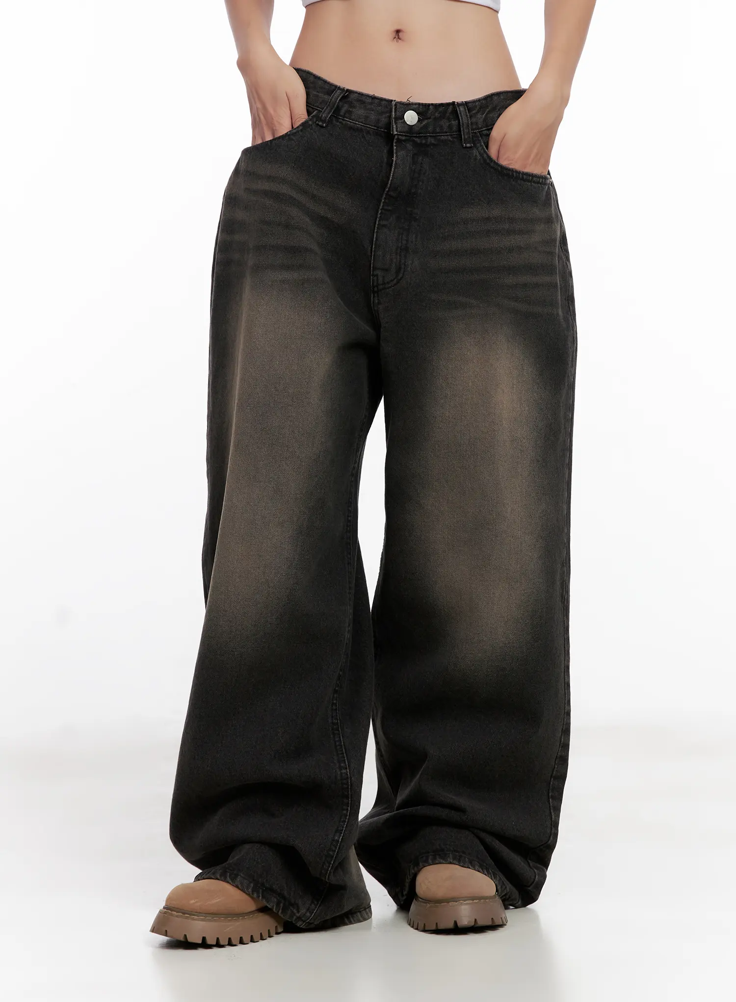 Ari Washed Wide-Leg Denim Jeans CL521 - Image 10