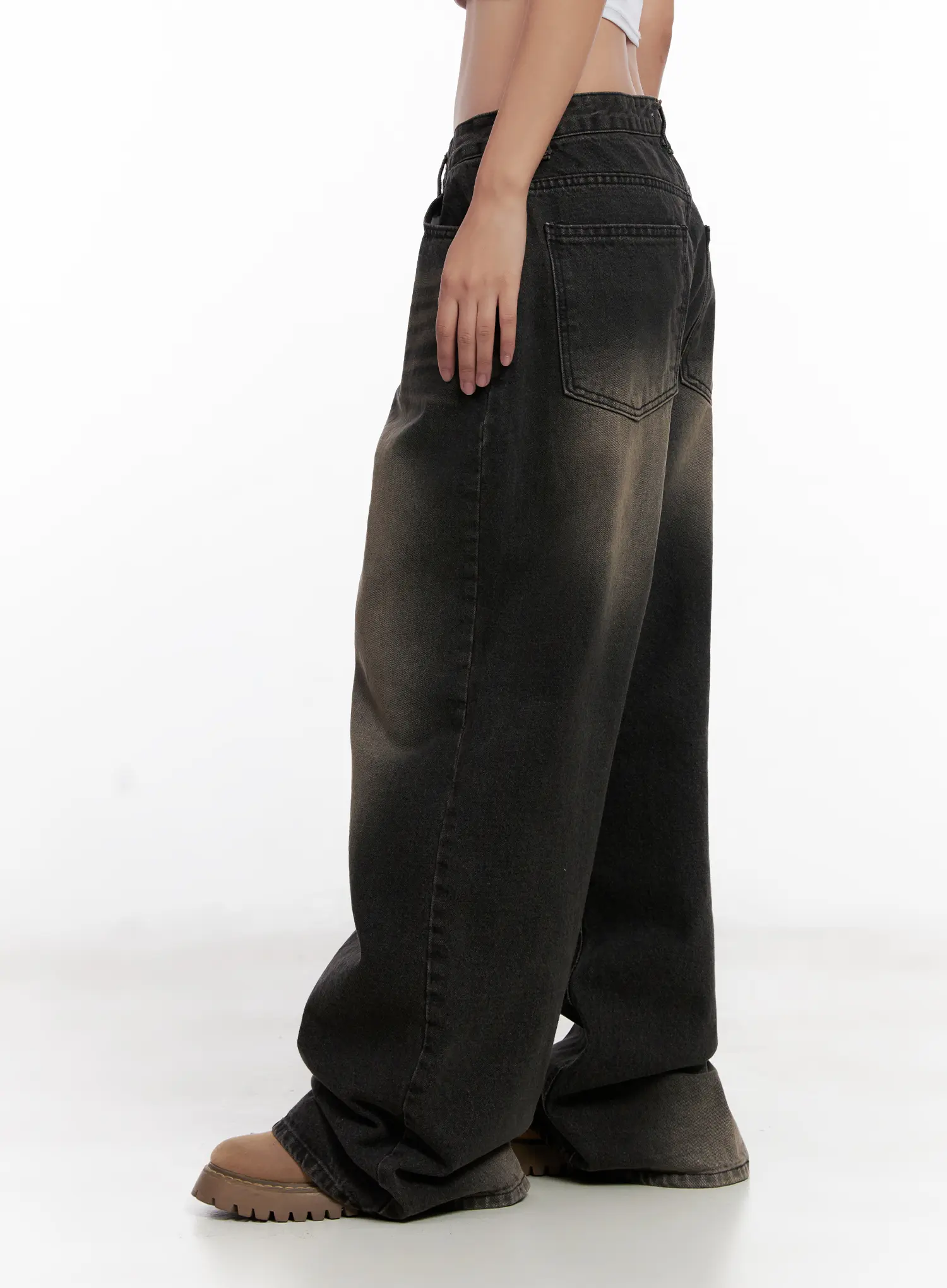 Ari Washed Wide-Leg Denim Jeans CL521 - Image 5