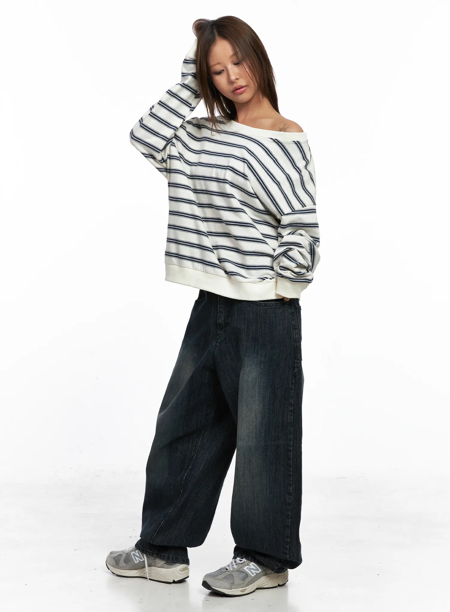 Aspyn Wide-Leg Washed Corduroy Jeans CO510 - Image 5