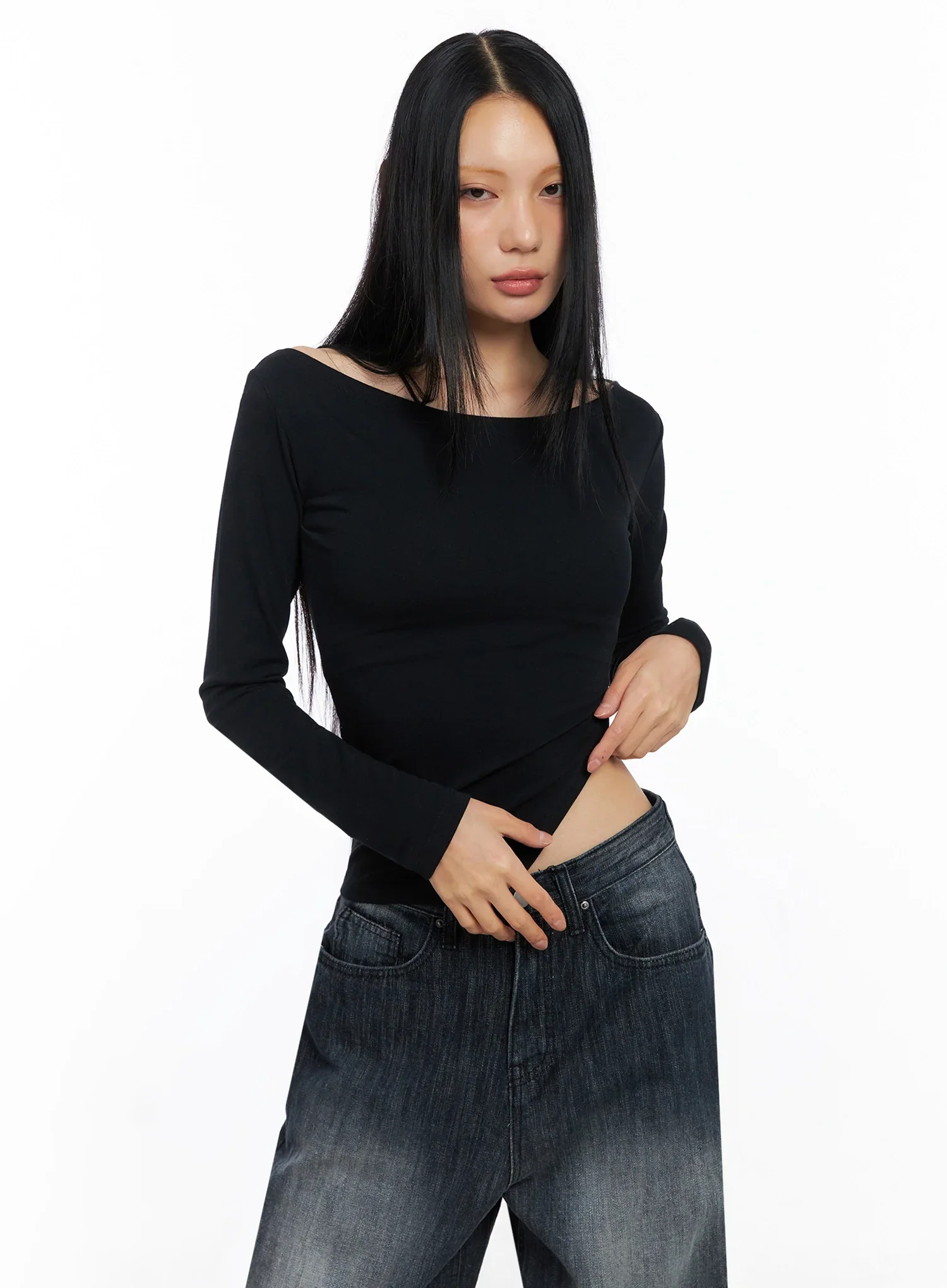 Asymmetric Side-Slit Off-Shoulder Top IO517 - Image 2
