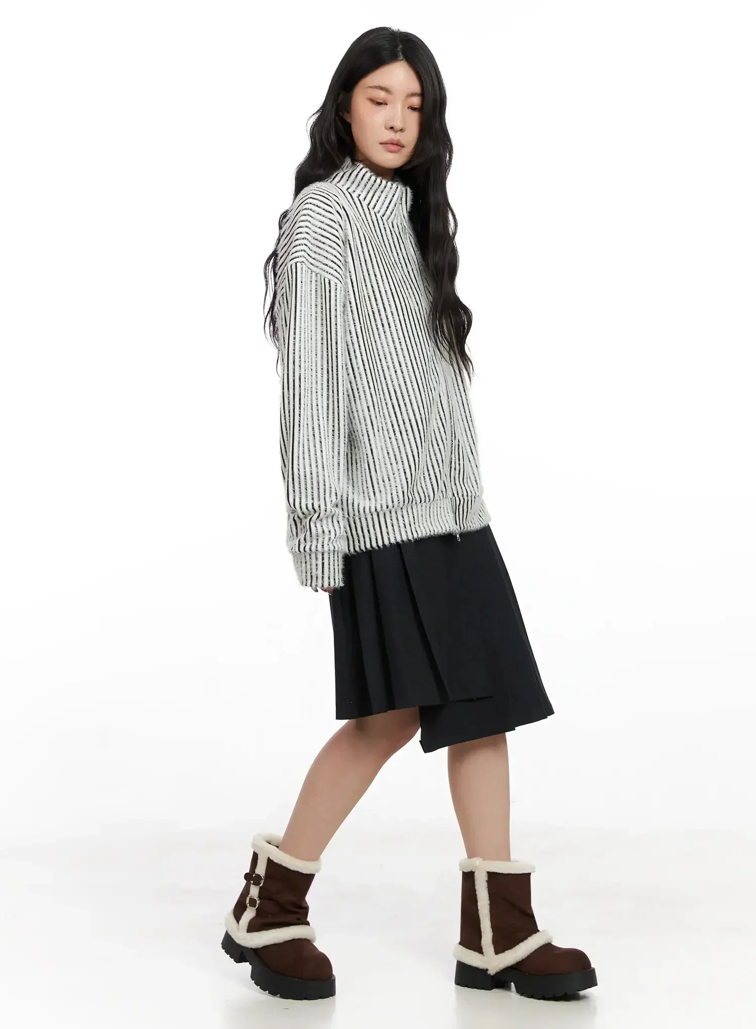 Asymmetrical Pleated Midi Skirt IN528 - Image 4
