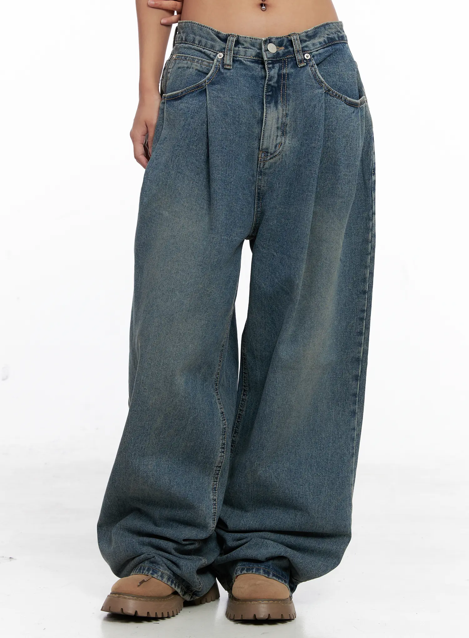 Aura Pleated Wide Jeans CS524 - Image 5