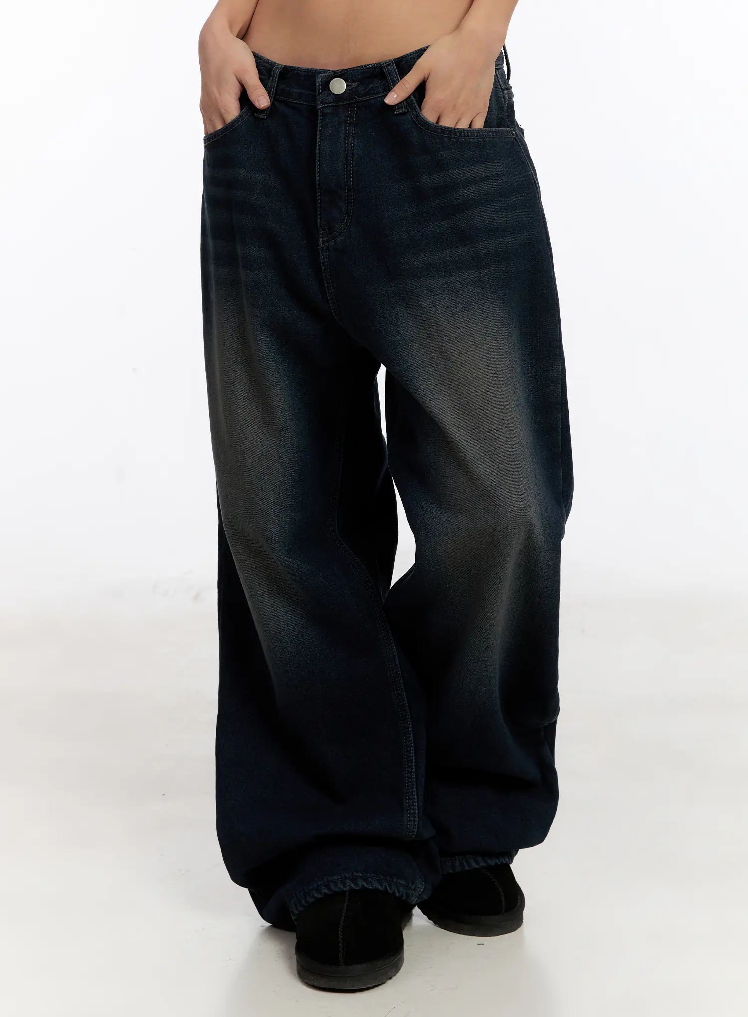 Auro Fleece-lined Wide Leg Jeans CN527