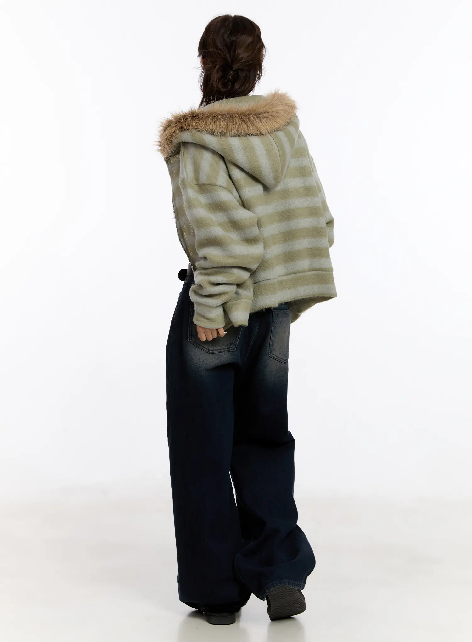 Auro Fleece-lined Wide Leg Jeans CN527 - Image 7