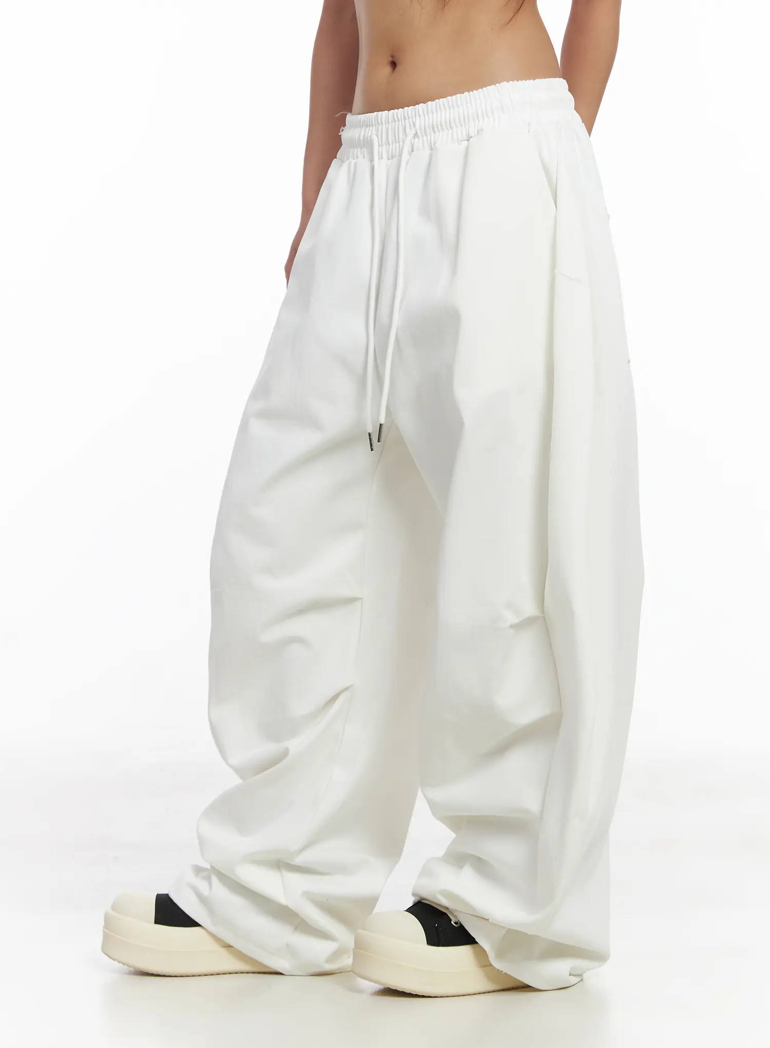 Back Pocket Detail White Pants CJ512 - Image 7