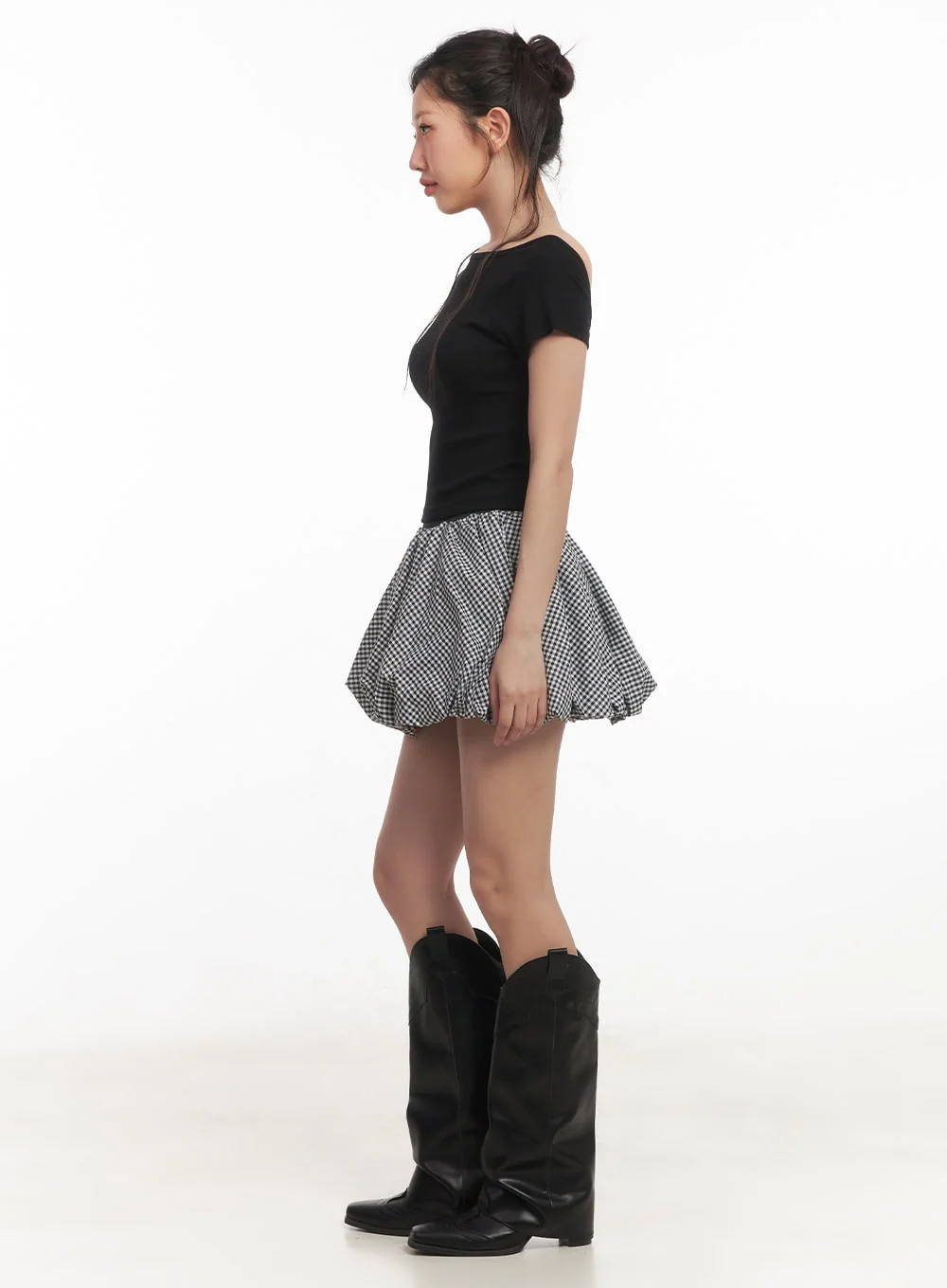 Backless Ribbed Crop Top CA529 - Image 4