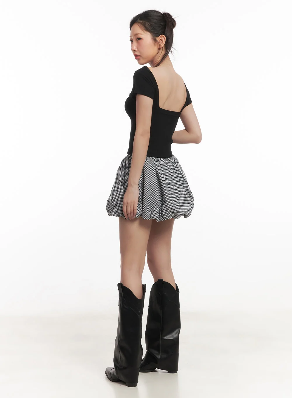 Backless Ribbed Crop Top CA529 - Image 6