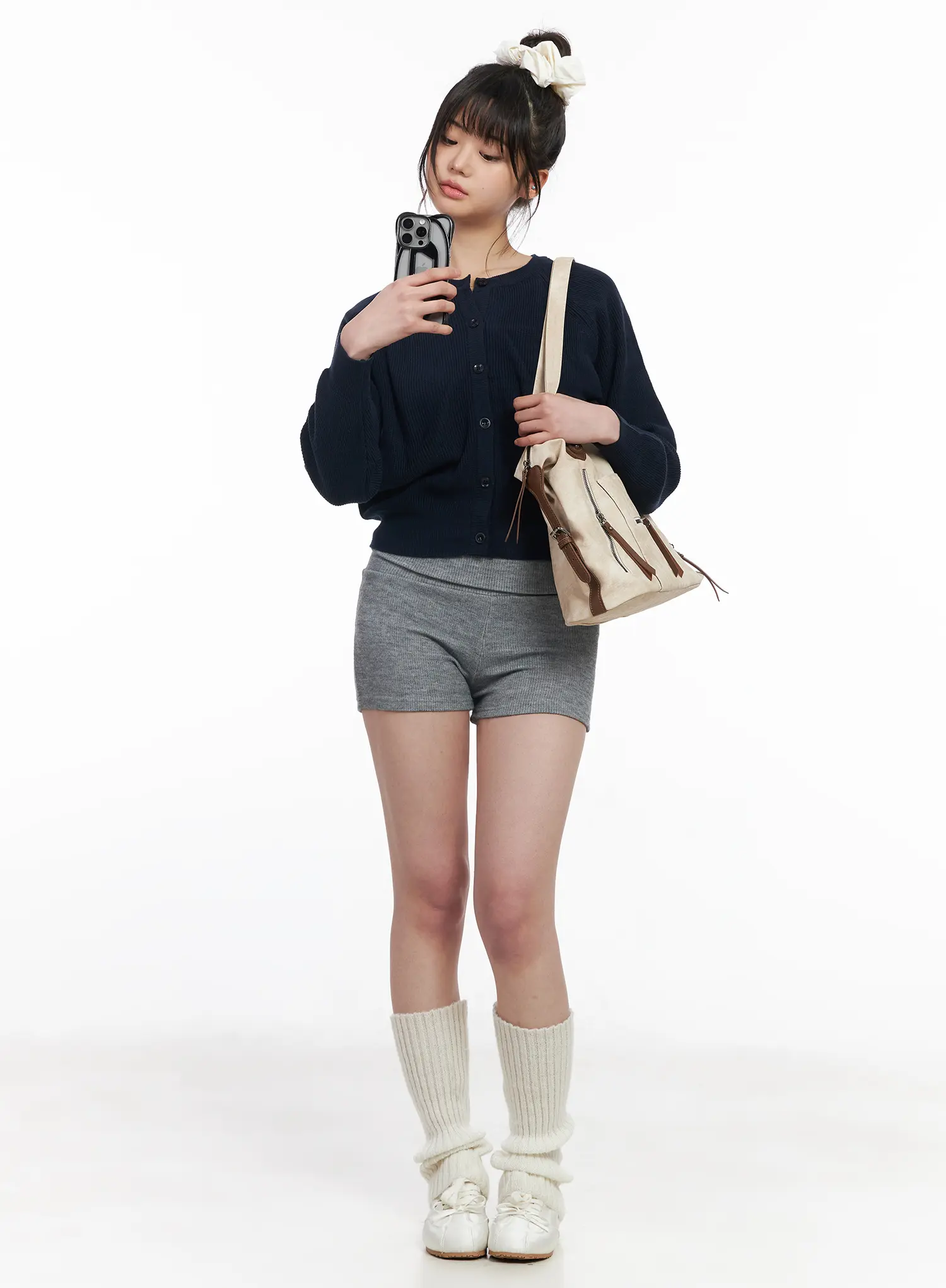 Basic Foldover High-Waisted Shorts CM513