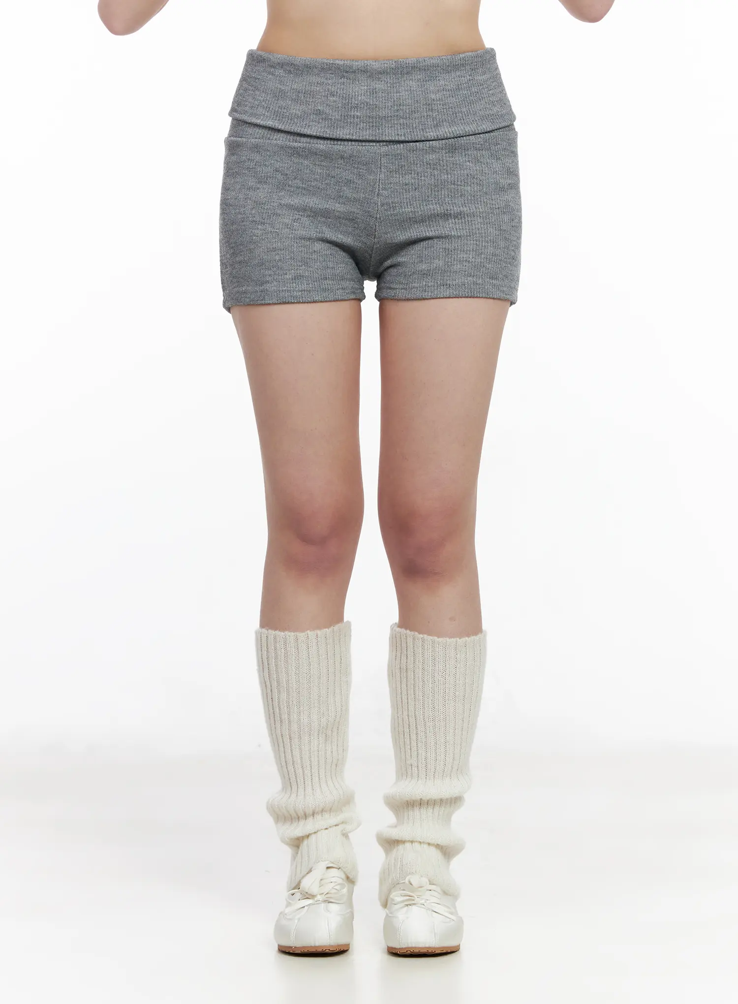 Basic Foldover High-Waisted Shorts CM513 - Image 2