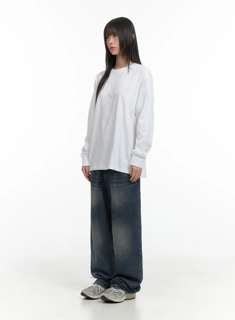 Basic Loose Fit Long Sleeve Tee CO410 - Image 2
