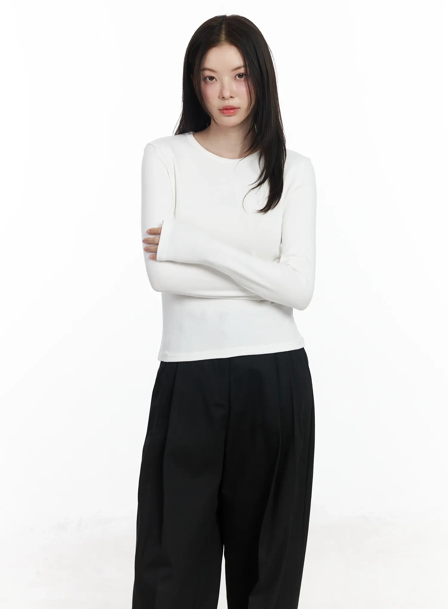 Basic Round Neck Long Sleeve Top IF520 - Image 6