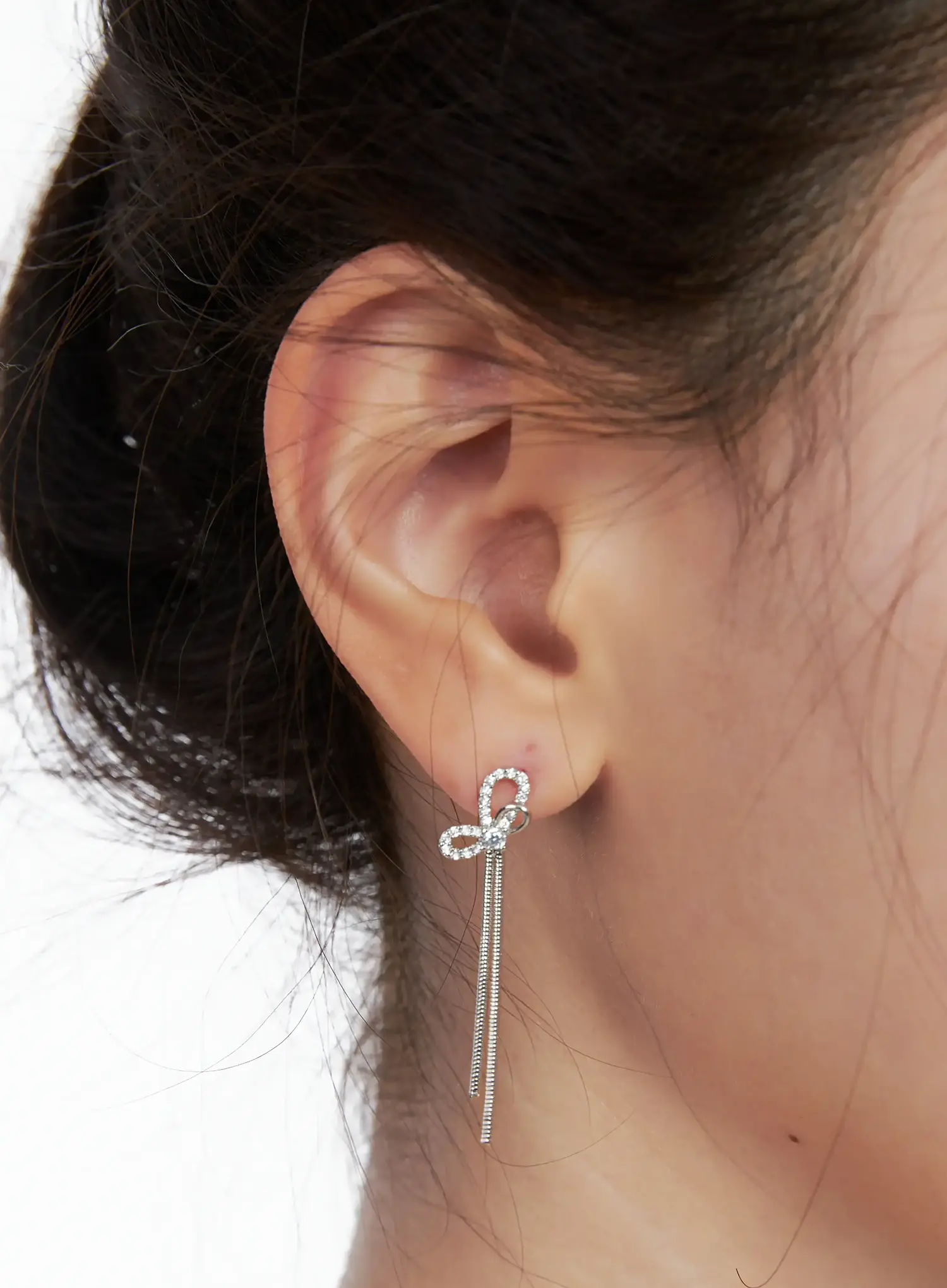 Blue-Point Heart Drop Earrings IN510
