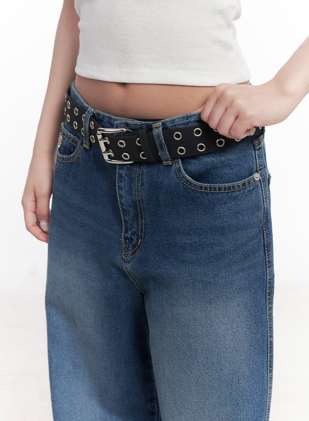 Bold Eyelet Buckle Belt CY527 - Image 4