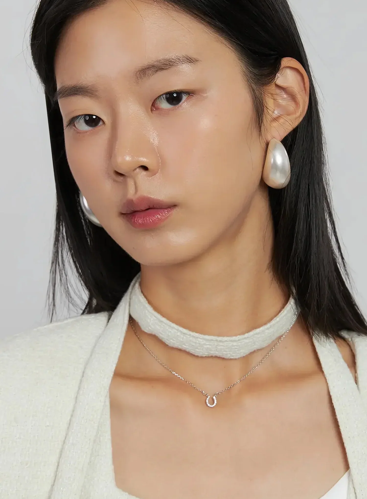 Bold Pearl Earrings IJ508 - Image 6