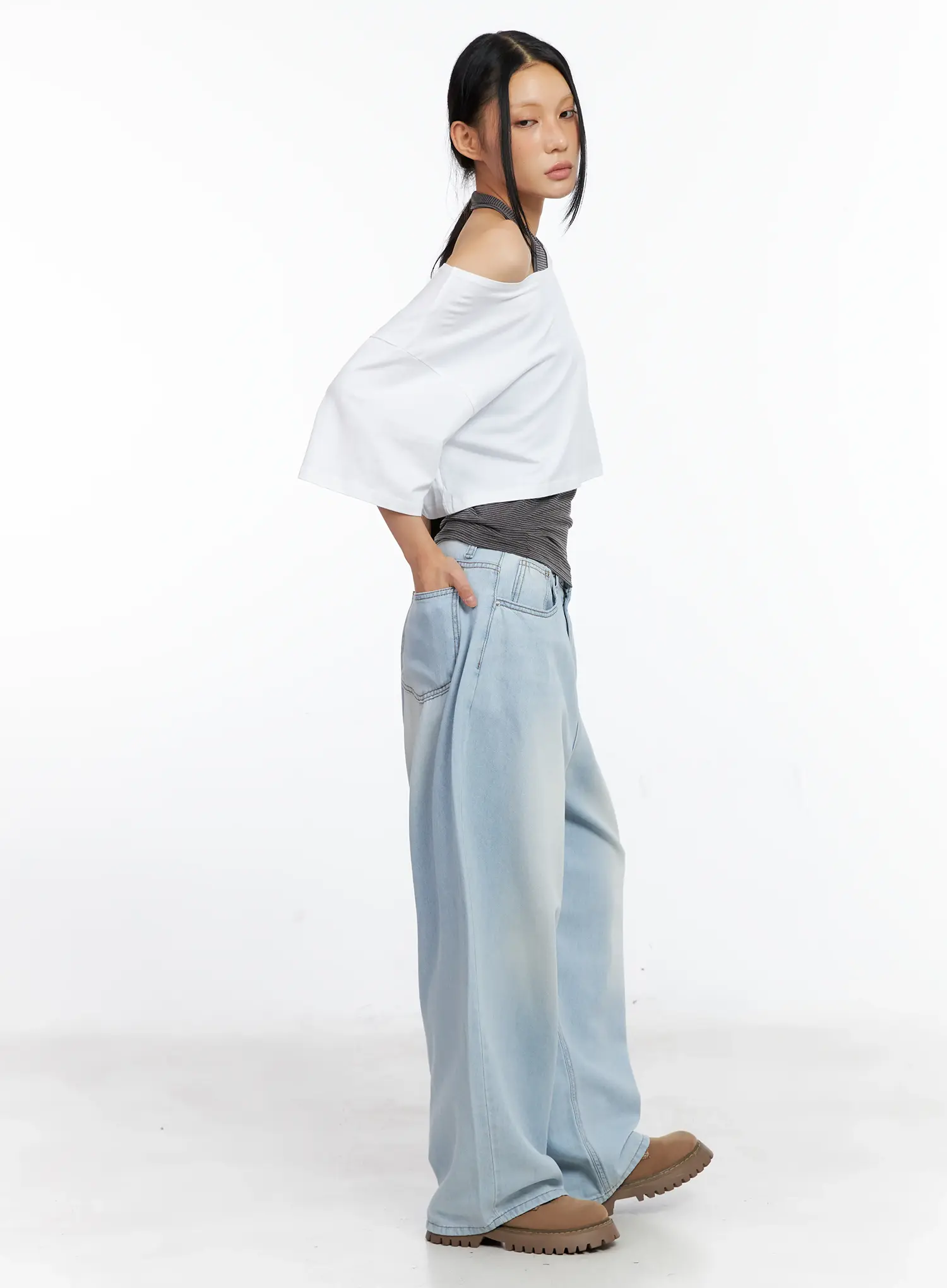 Bona Relaxed-Fit Denim Jeans CL529 - Image 6