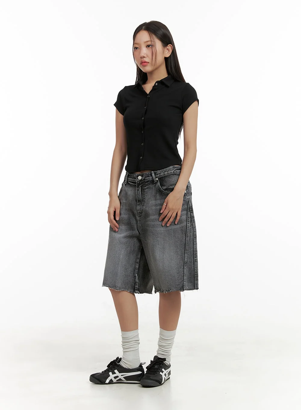 Buttoned Collar Crop Tee CU405 - Image 2