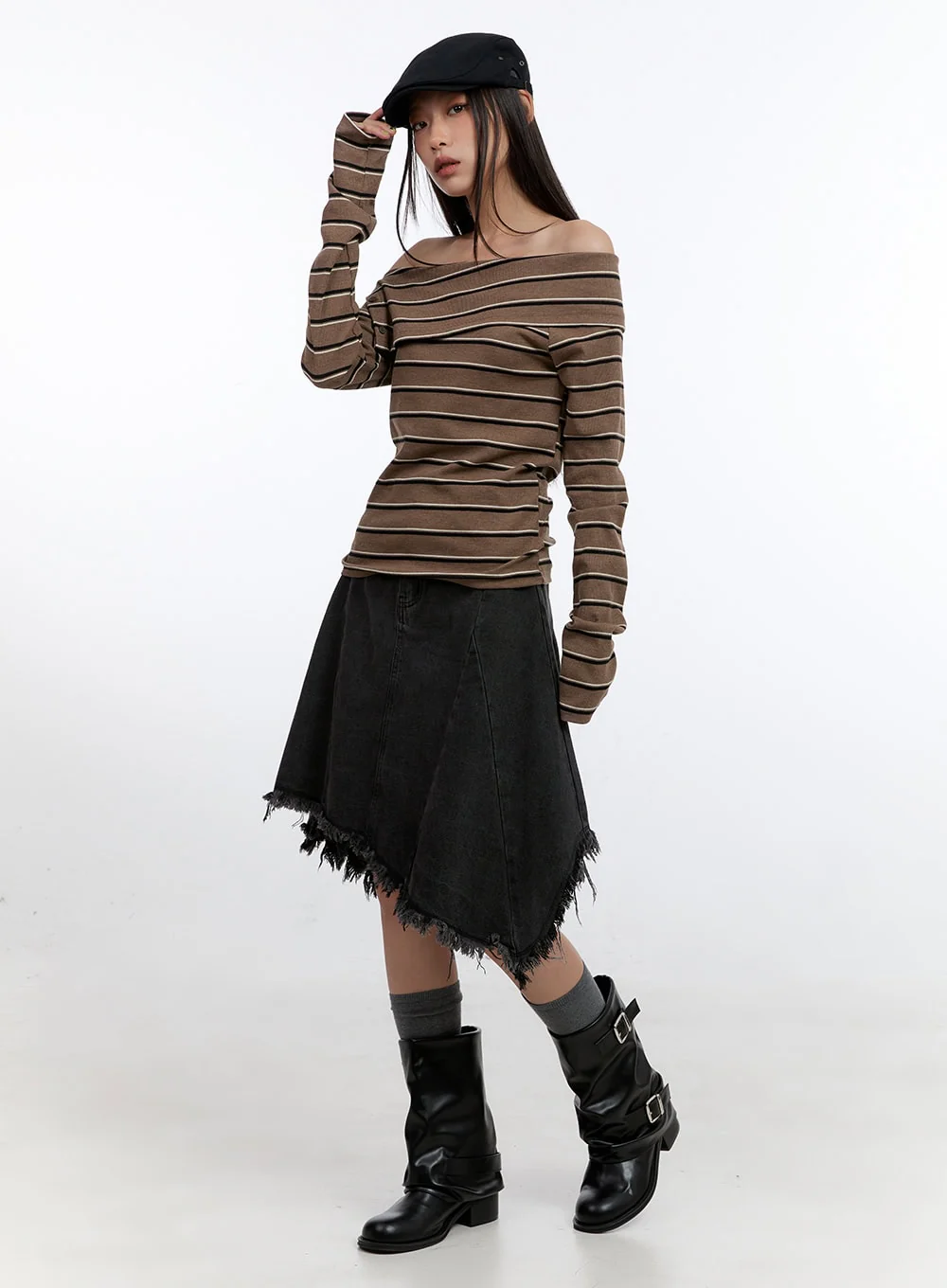 Buttoned Off-Shoulder Stripe Tee CN401 - Image 8