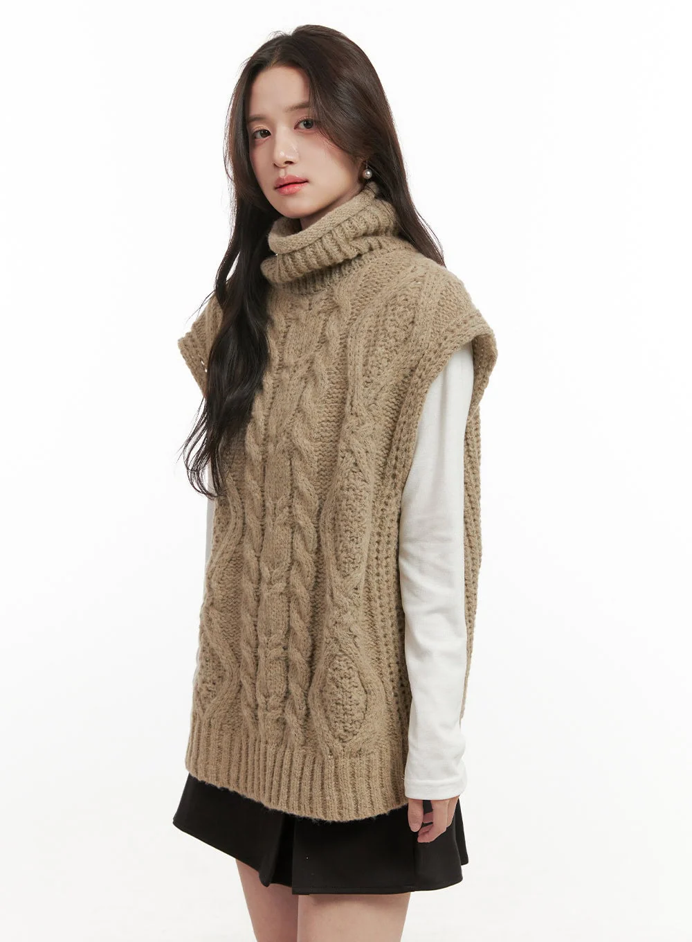 Cable Knit Oversize Turtle Neck Vest ON429 - Image 6