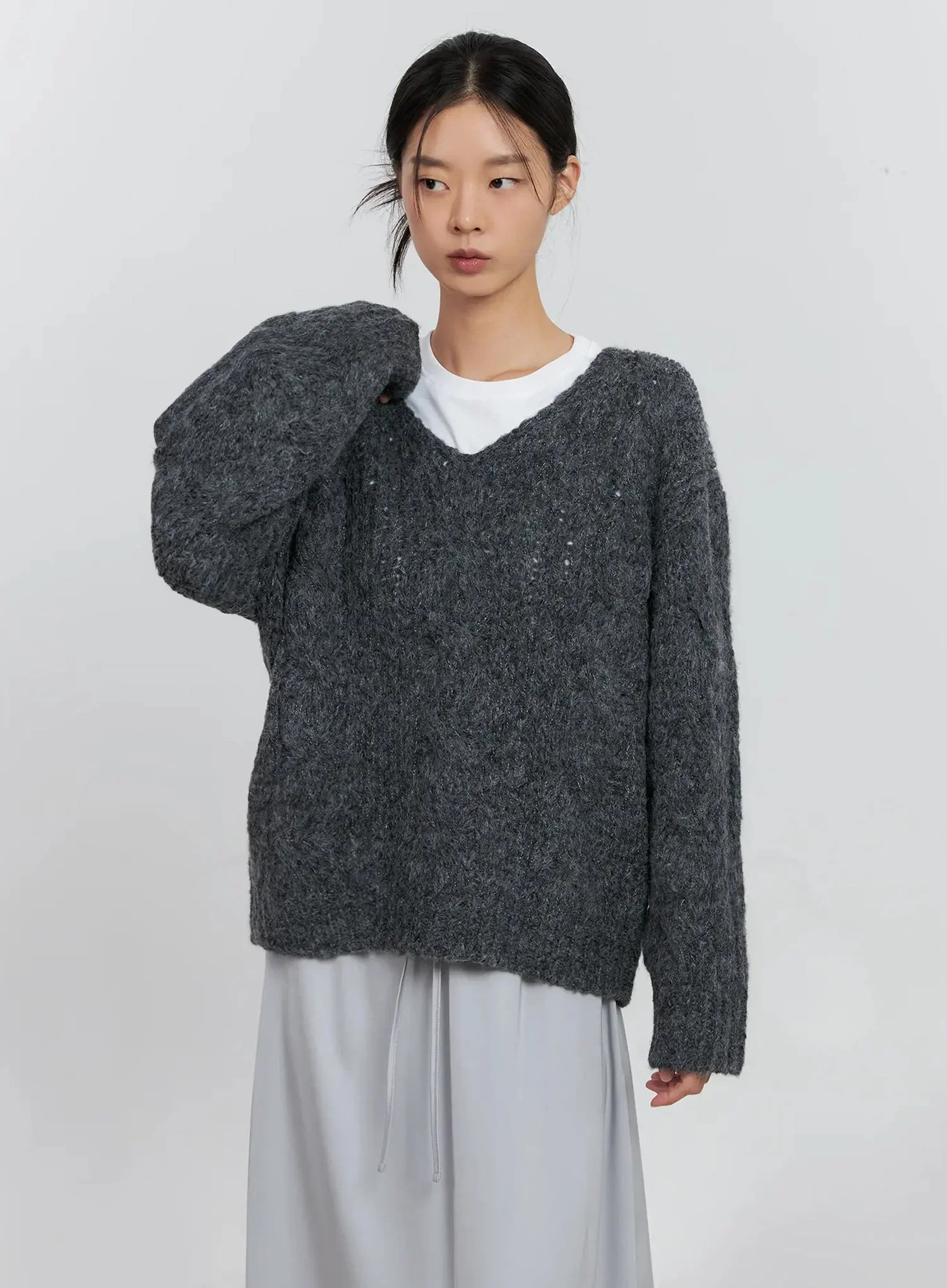 Cable-Knit V-Neck Sweater IS516 - Image 20