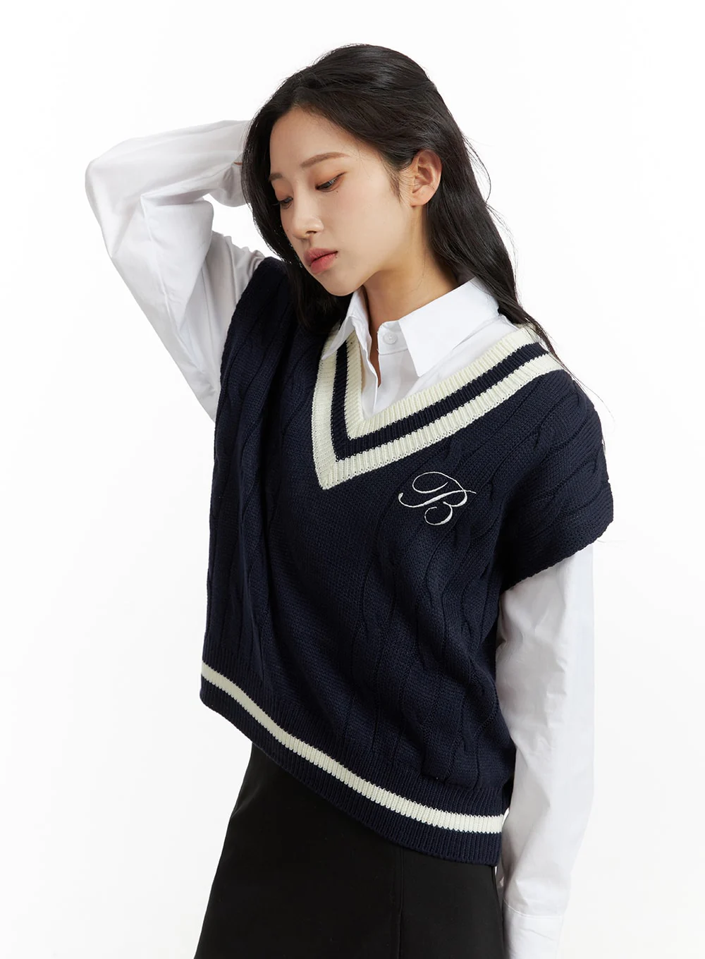 Cable Knit V-Neck Vest Sweater CF415 - Image 5