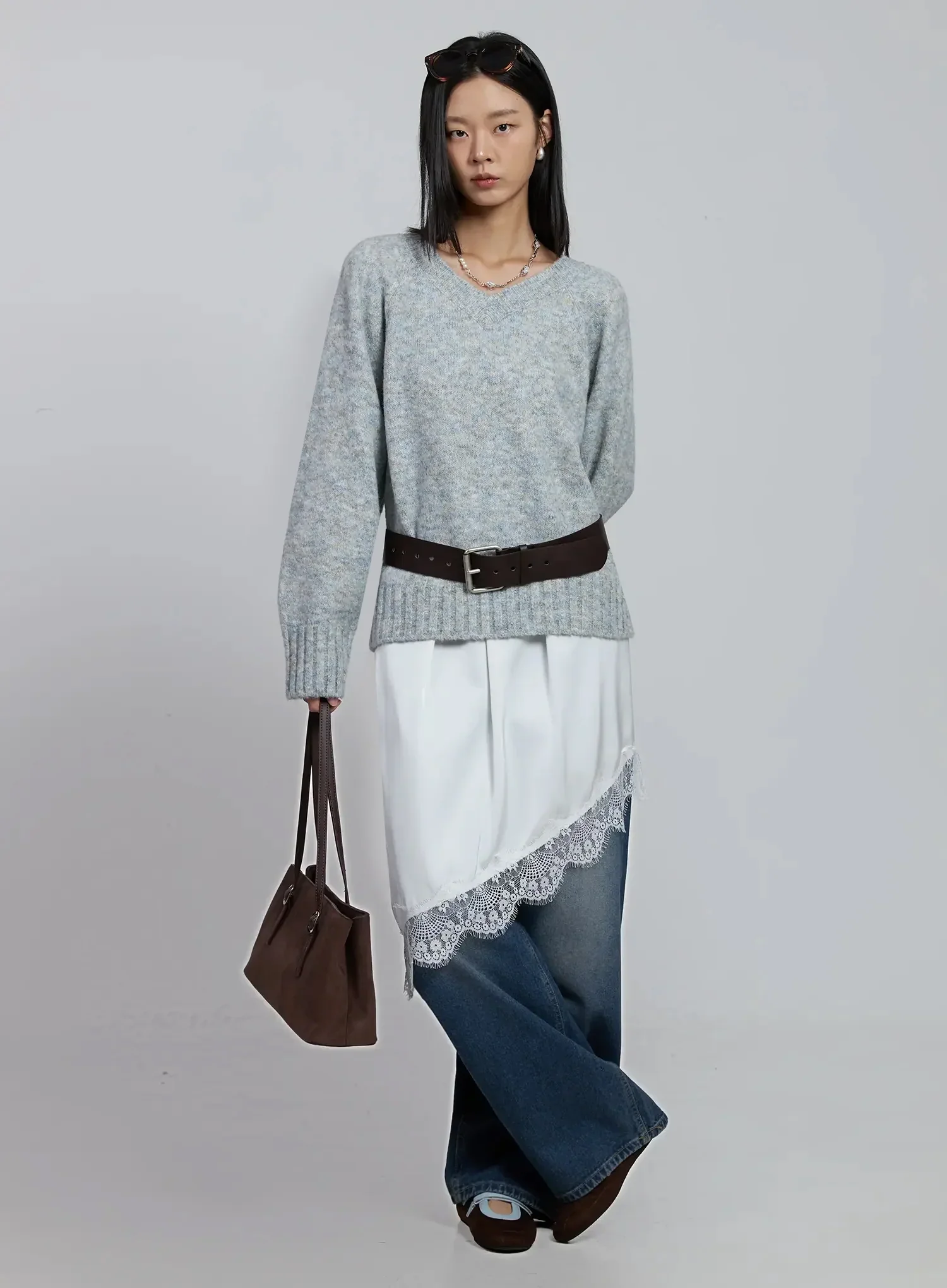 Casual Loose-Fit V-Neck Sweater IM520