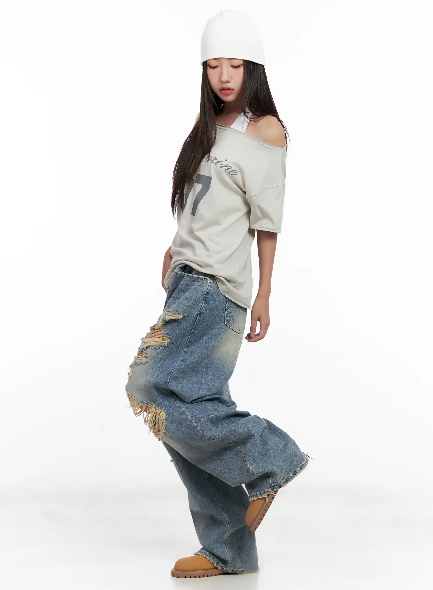 Casual Off-Shoulder Graphic Tee CL518 - Image 5