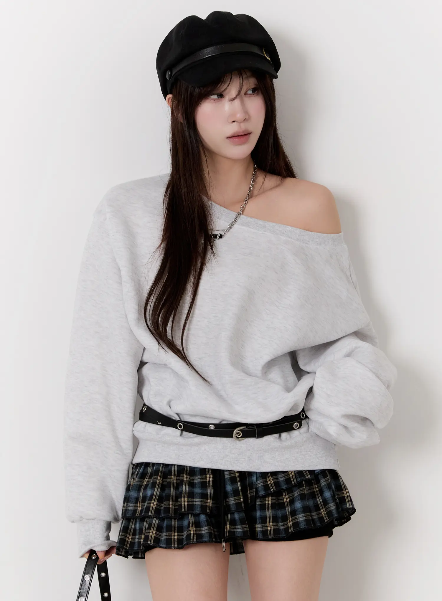 Casual Off-Shoulder Sweatshirt CN524