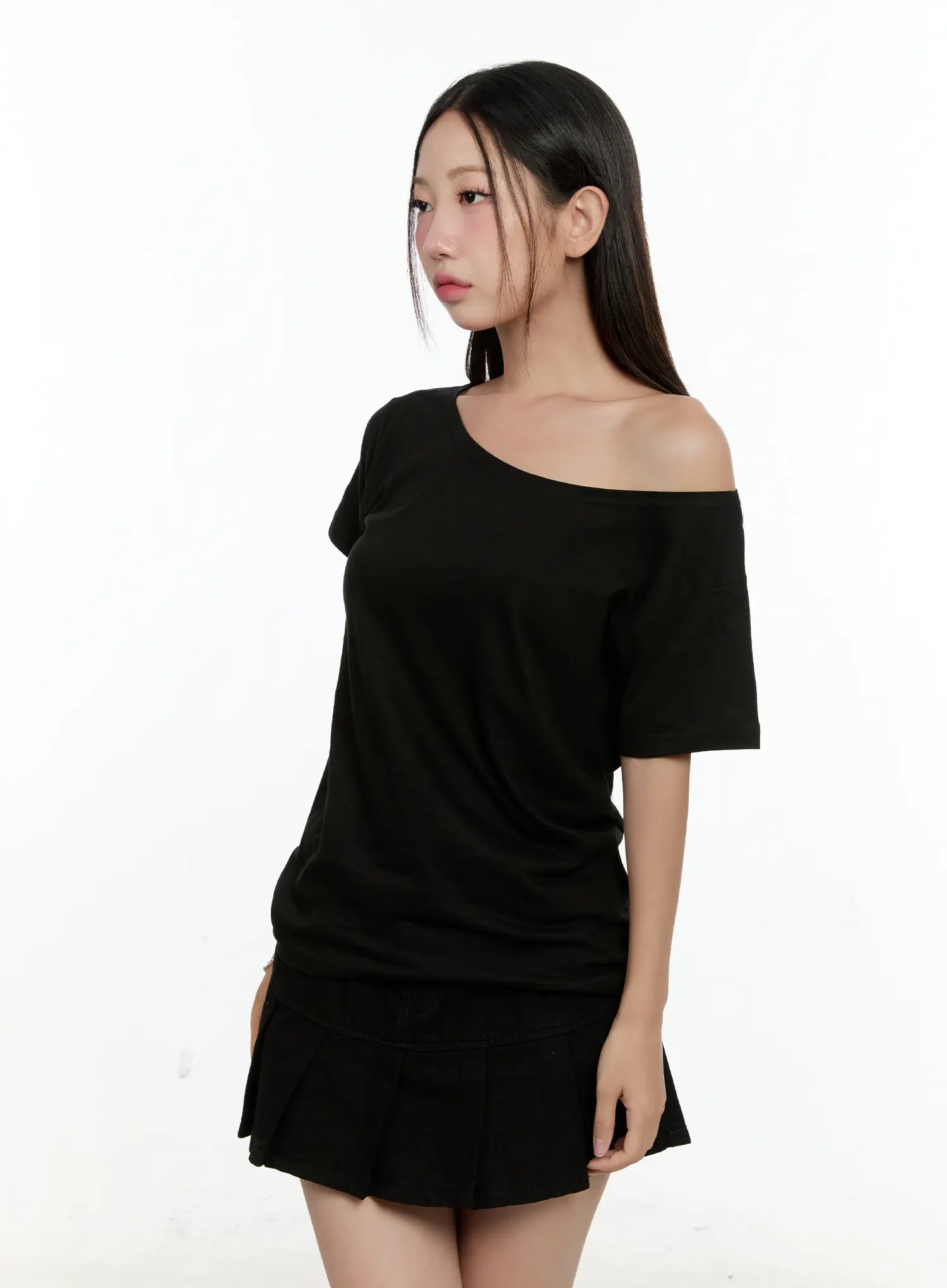 Casual Off-Shoulder Tee CG501 - Image 11