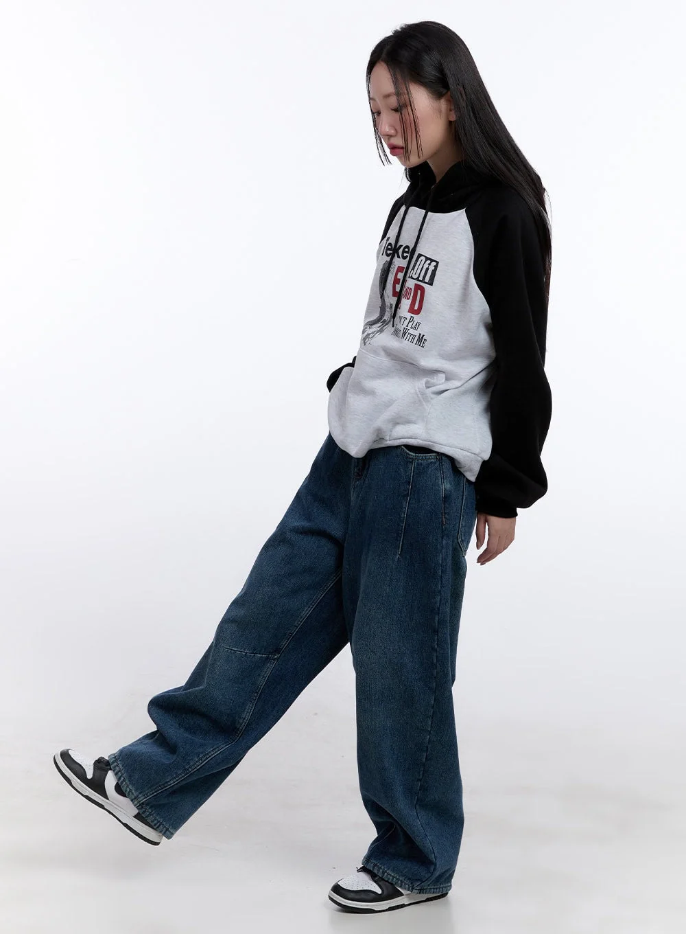 Casual Oversized Graphic Hoodie CJ513 - Image 3