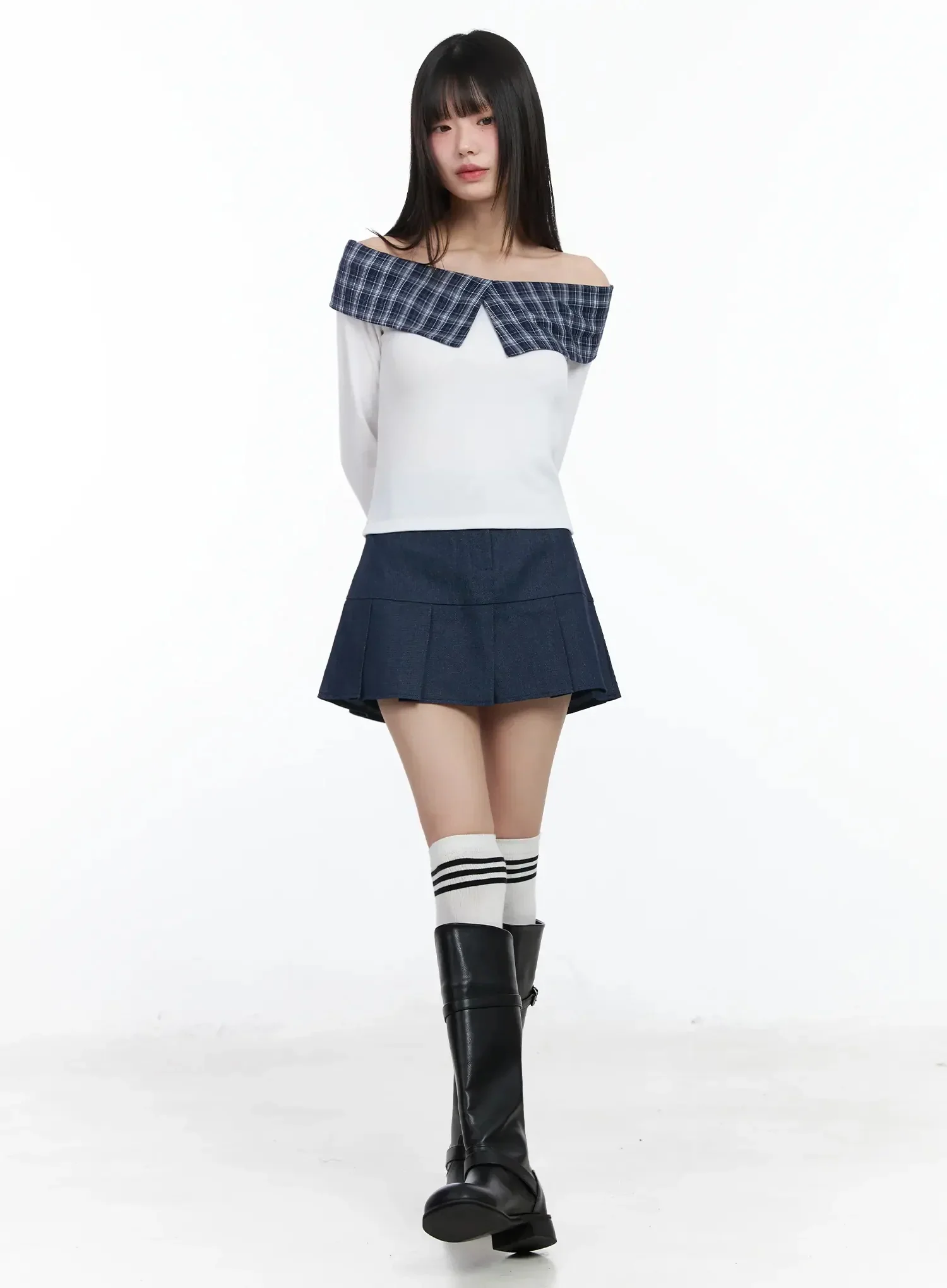 Casual Pleated Mini Skirt IM523 - Image 3