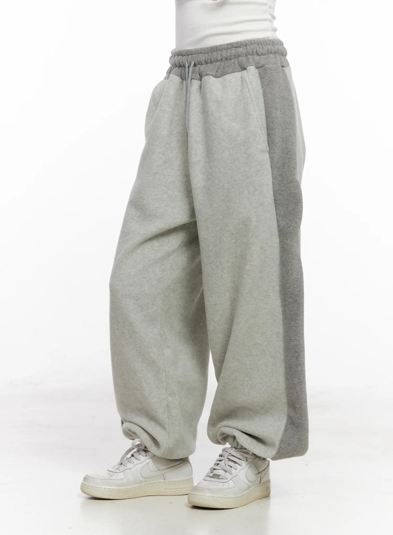 Casual Two-Tone Sweatpants CO522 - Image 11