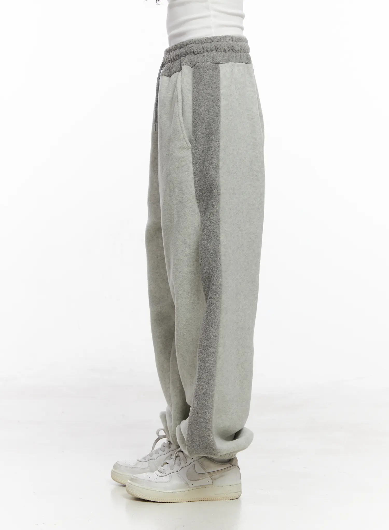 Casual Two-Tone Sweatpants CO522 - Image 5
