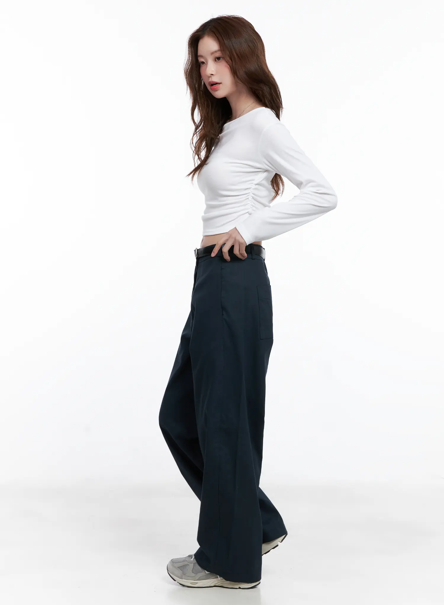 Casual Wide-Fit Trousers CG521 - Image 5