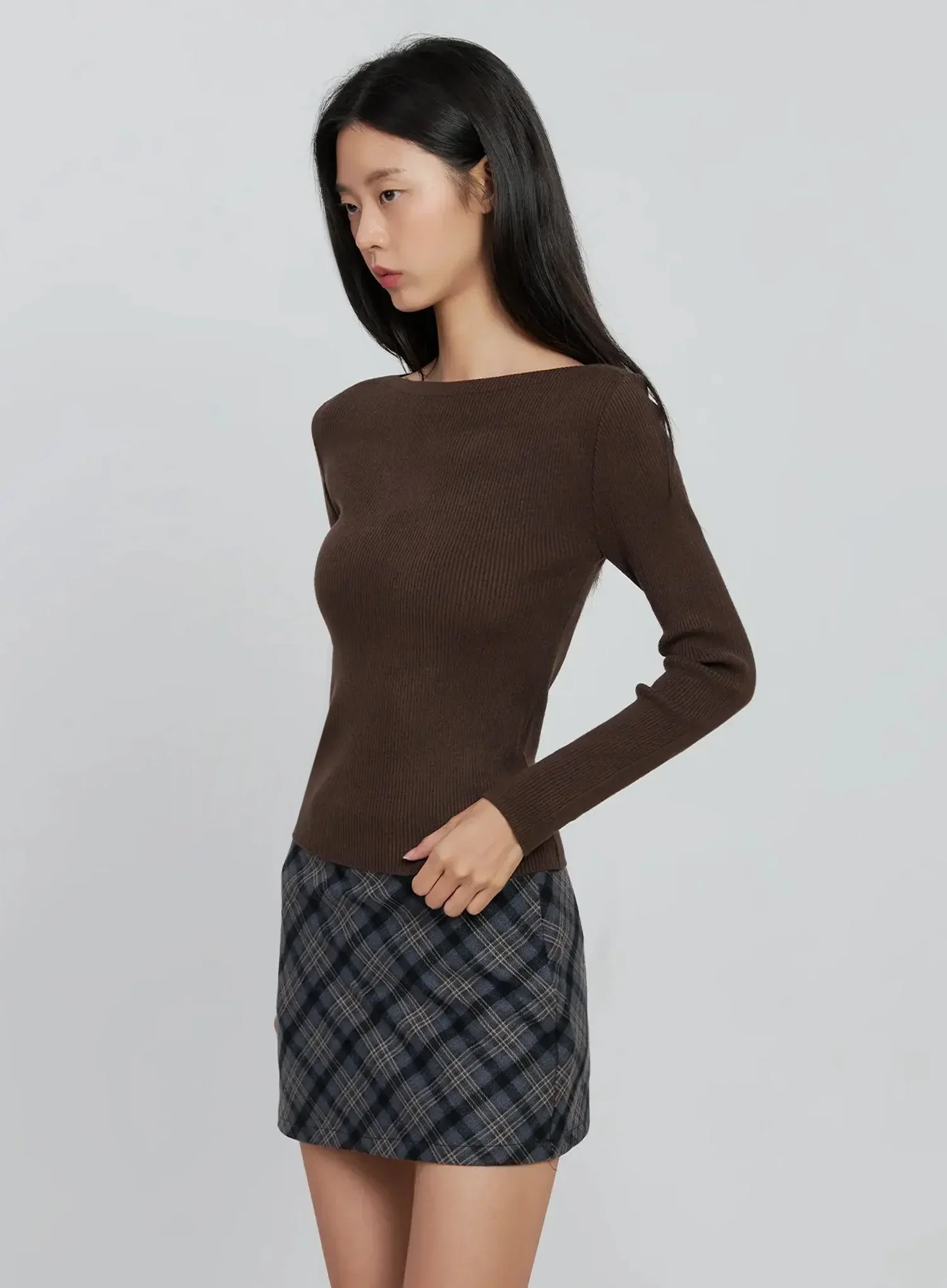 Chic Boat Neck Sweater IN507 - Image 10