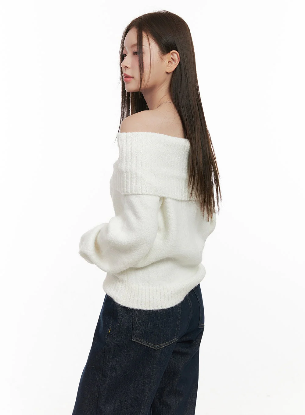 Chic Off-Shoulder Sweater OD412 - Image 6