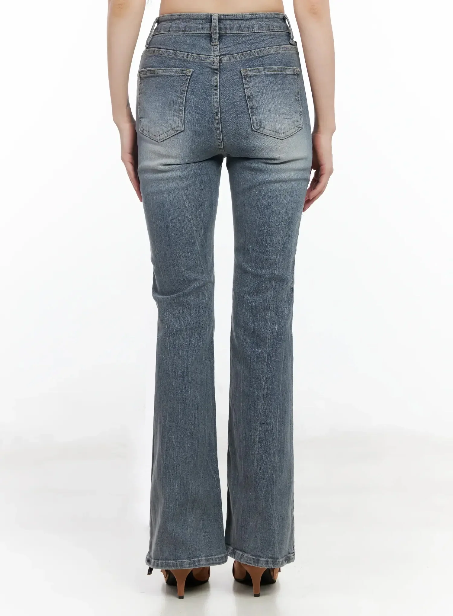 Chlo High-Rise Bootcut Jeans IM523 - Image 11