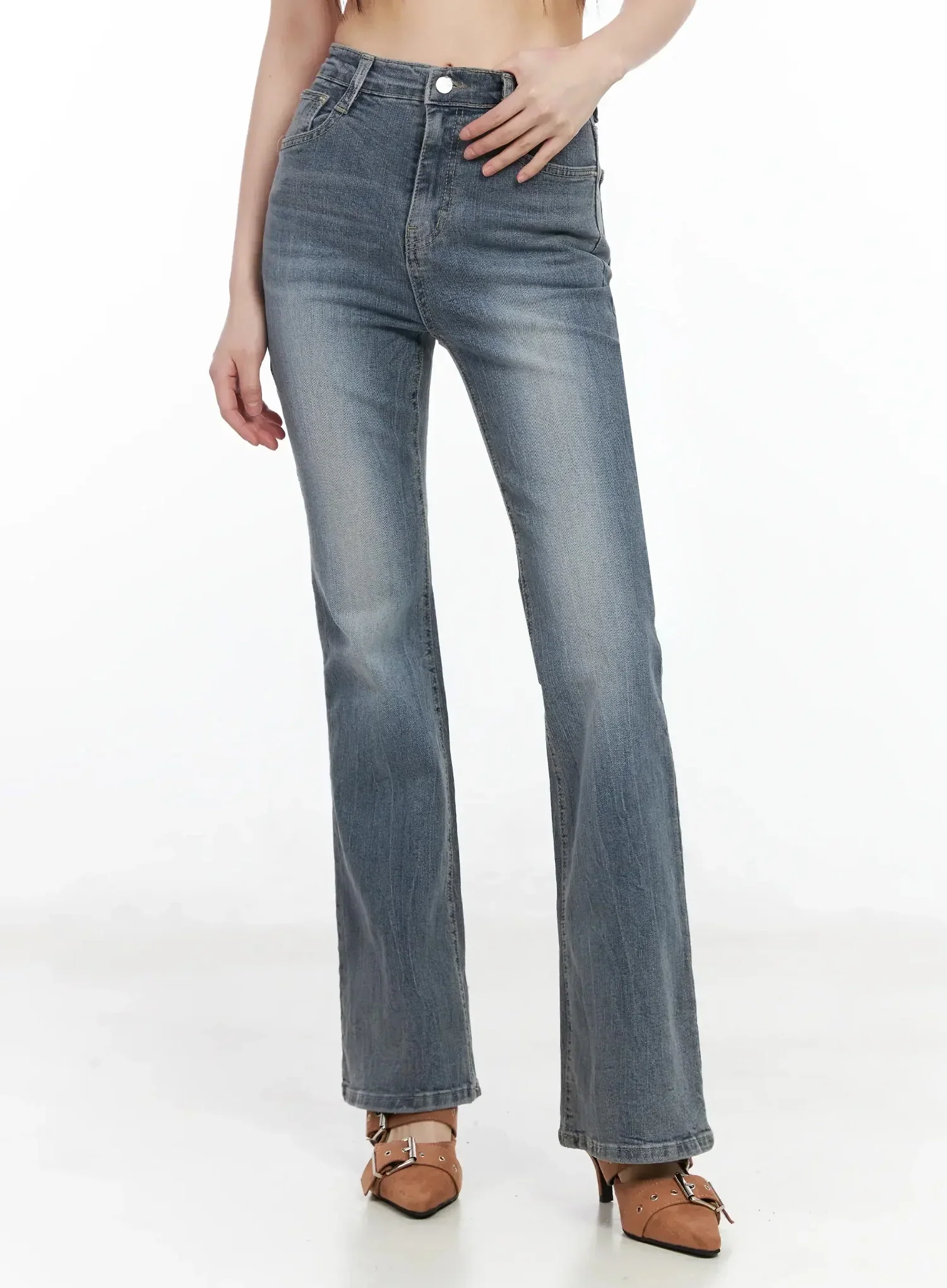 Chlo High-Rise Bootcut Jeans IM523 - Image 4