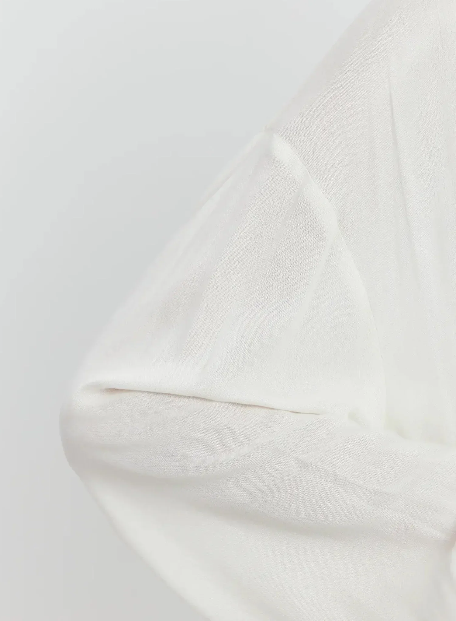 Classic Long-Sleeve Button-Up IL528 - Image 3