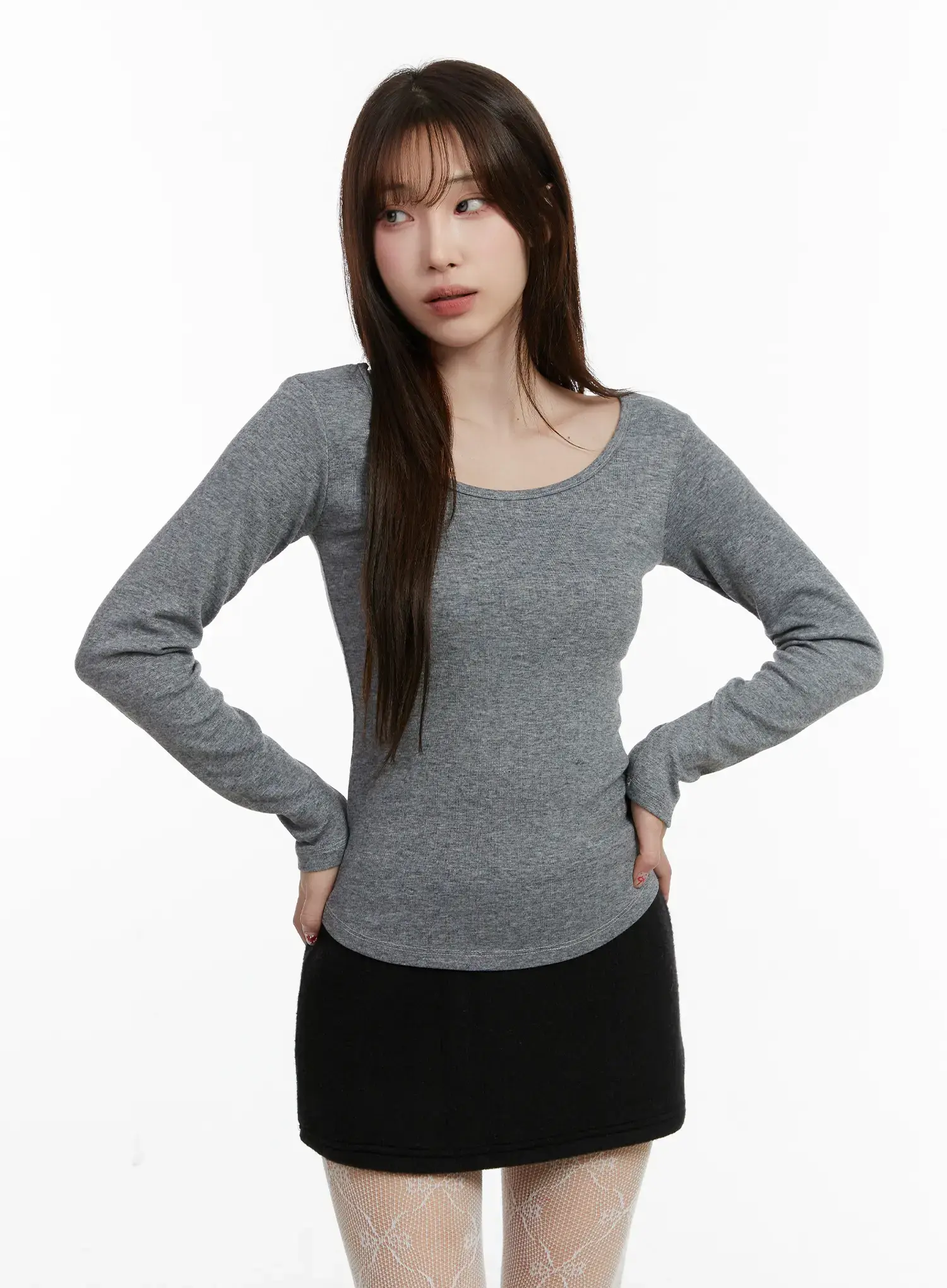 Classic U-Neck Long Sleeve Top CD518 - Image 10
