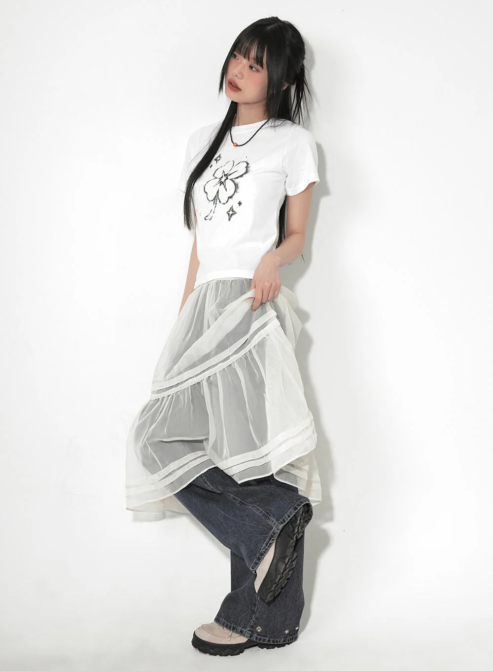 Clover Graphic Crop Top CF518 - Image 2