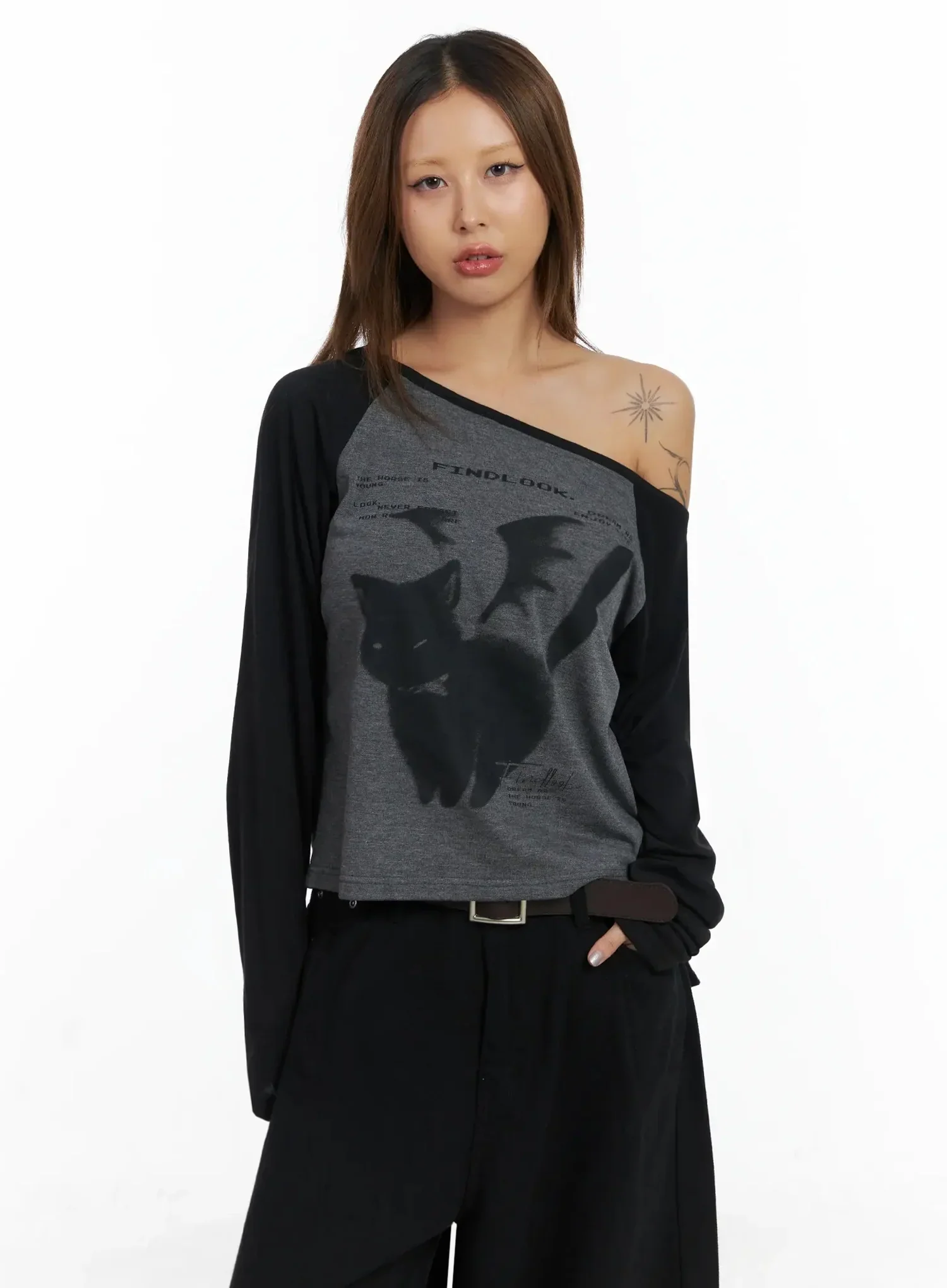 Contrasting Graphic One-Shoulder Top IN528 - Image 12