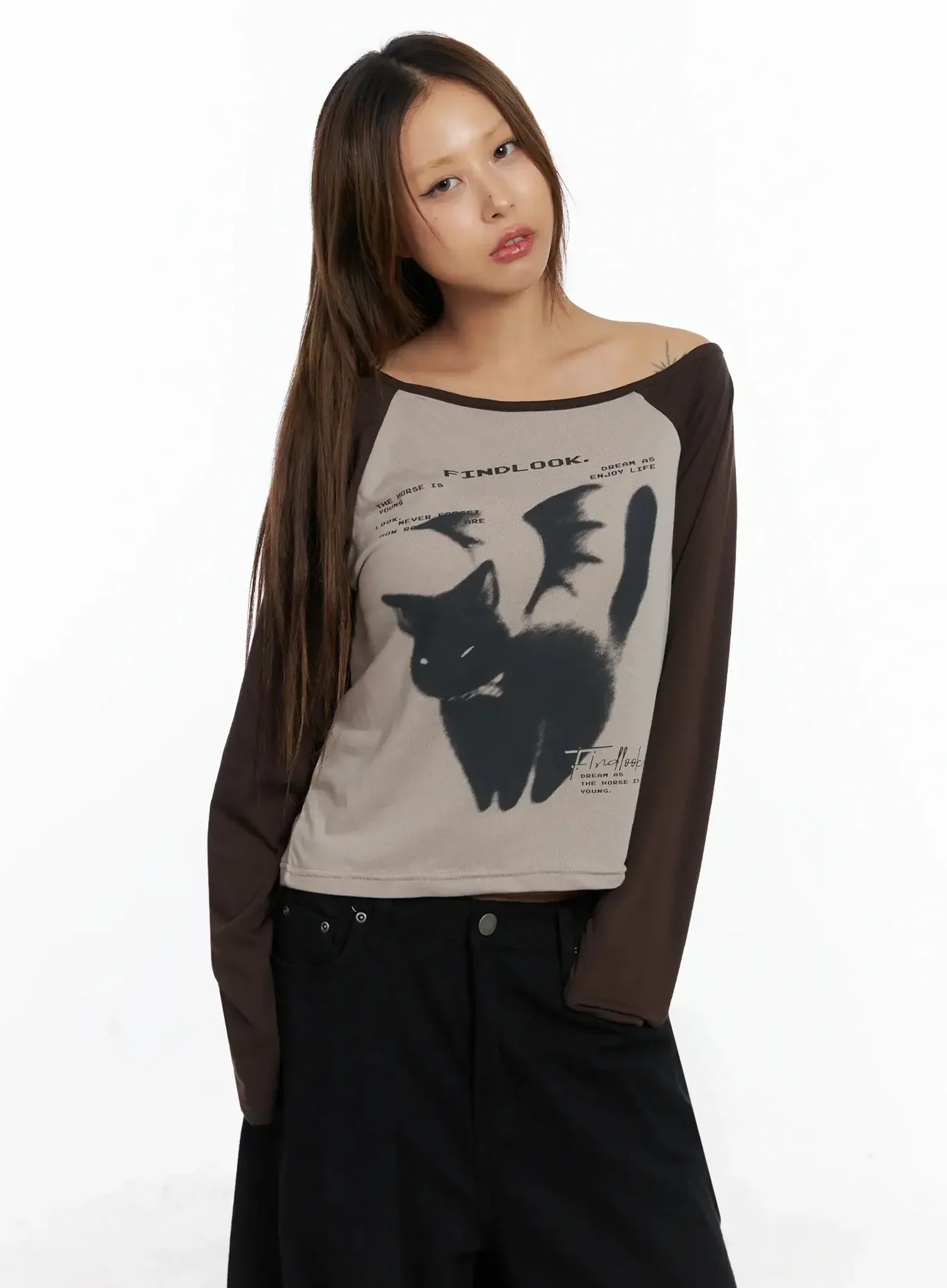 Contrasting Graphic One-Shoulder Top IN528 - Image 2
