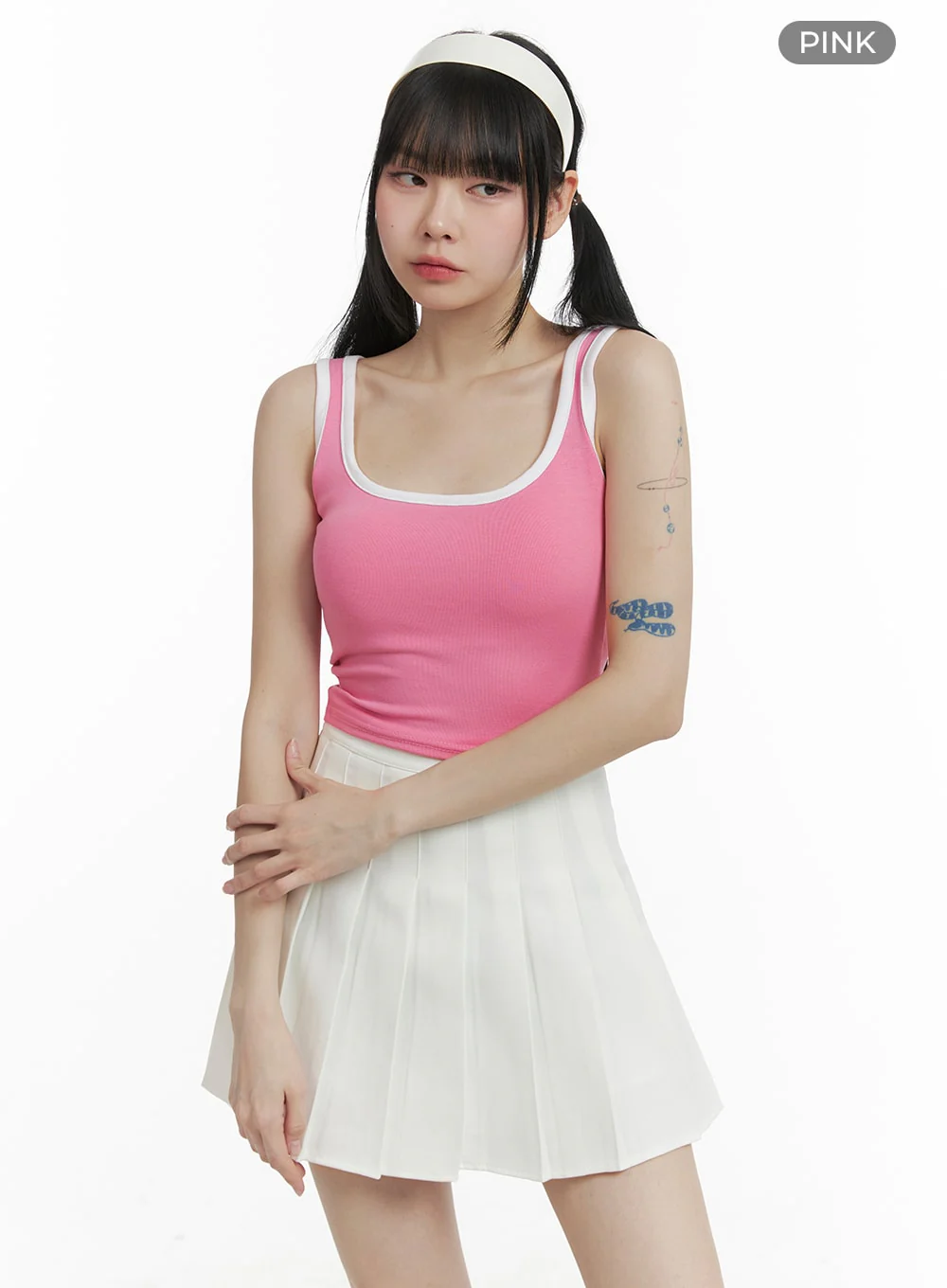 Contrasting Round Neck Tank Top OM426 - Image 5