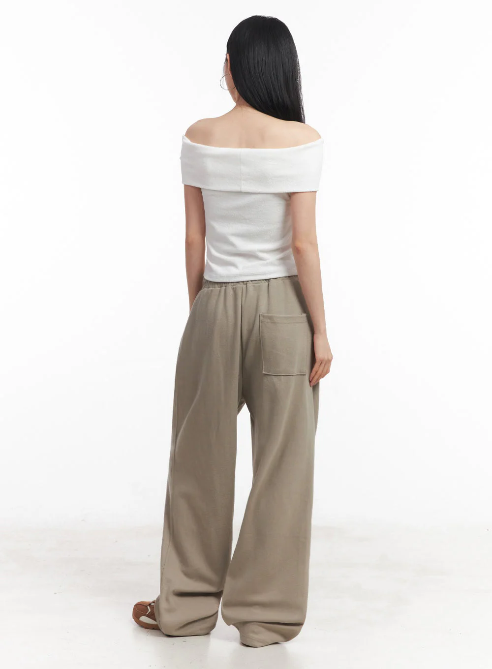 Cotton Pintuck Wide-Fit Sweatpants IY516 - Image 10