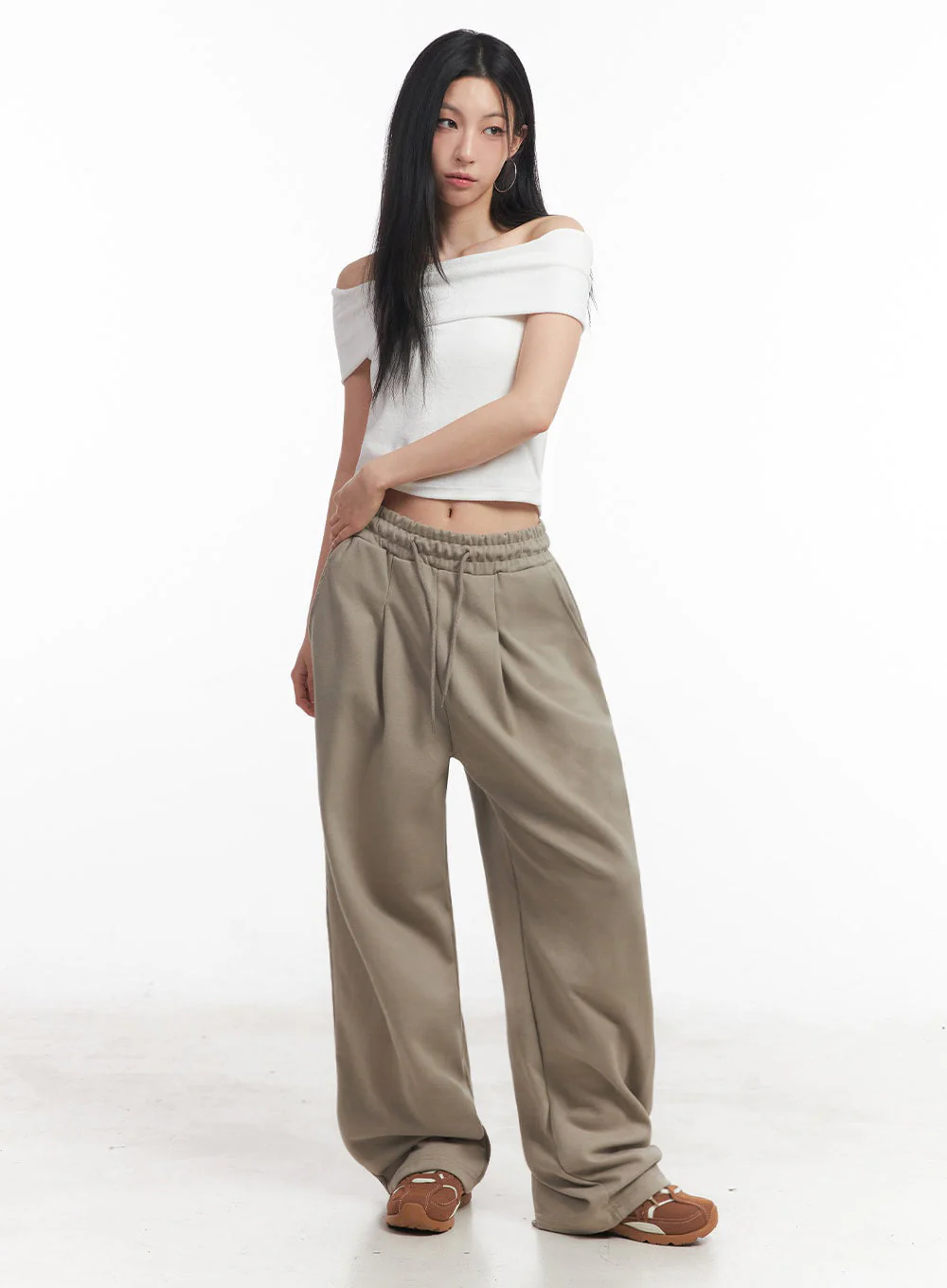 Cotton Pintuck Wide-Fit Sweatpants IY516 - Image 8